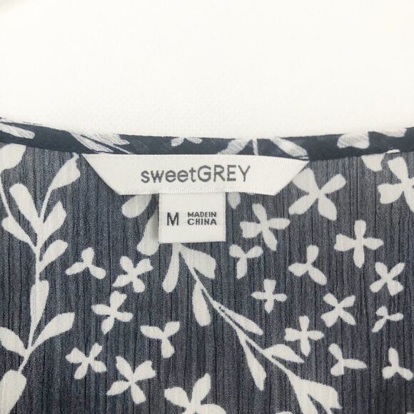 Sweet Gray I Long Sleeve High Low Floral Dress - Picture 2 of 11